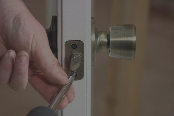 Замена дверных замков